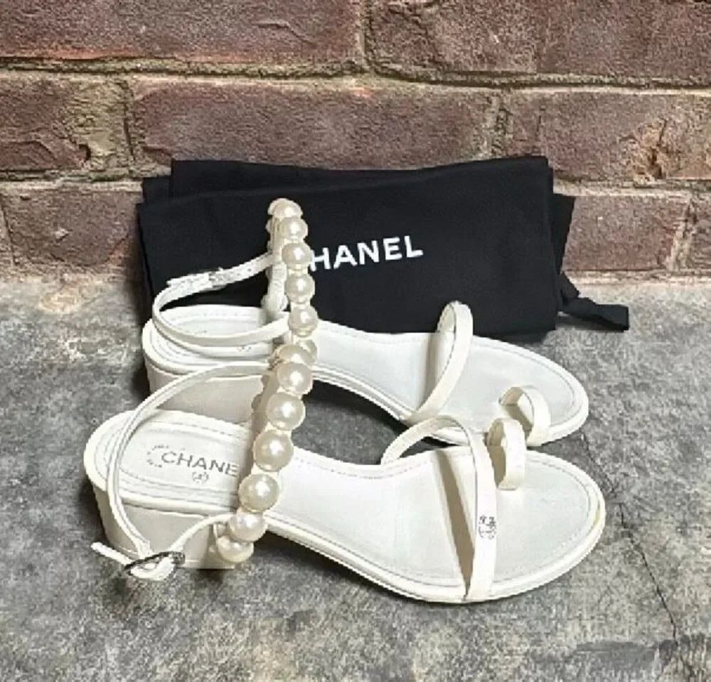 Chanel White Pearl Matte Leather Slingback Block Heel Sandals Size 37 US 7